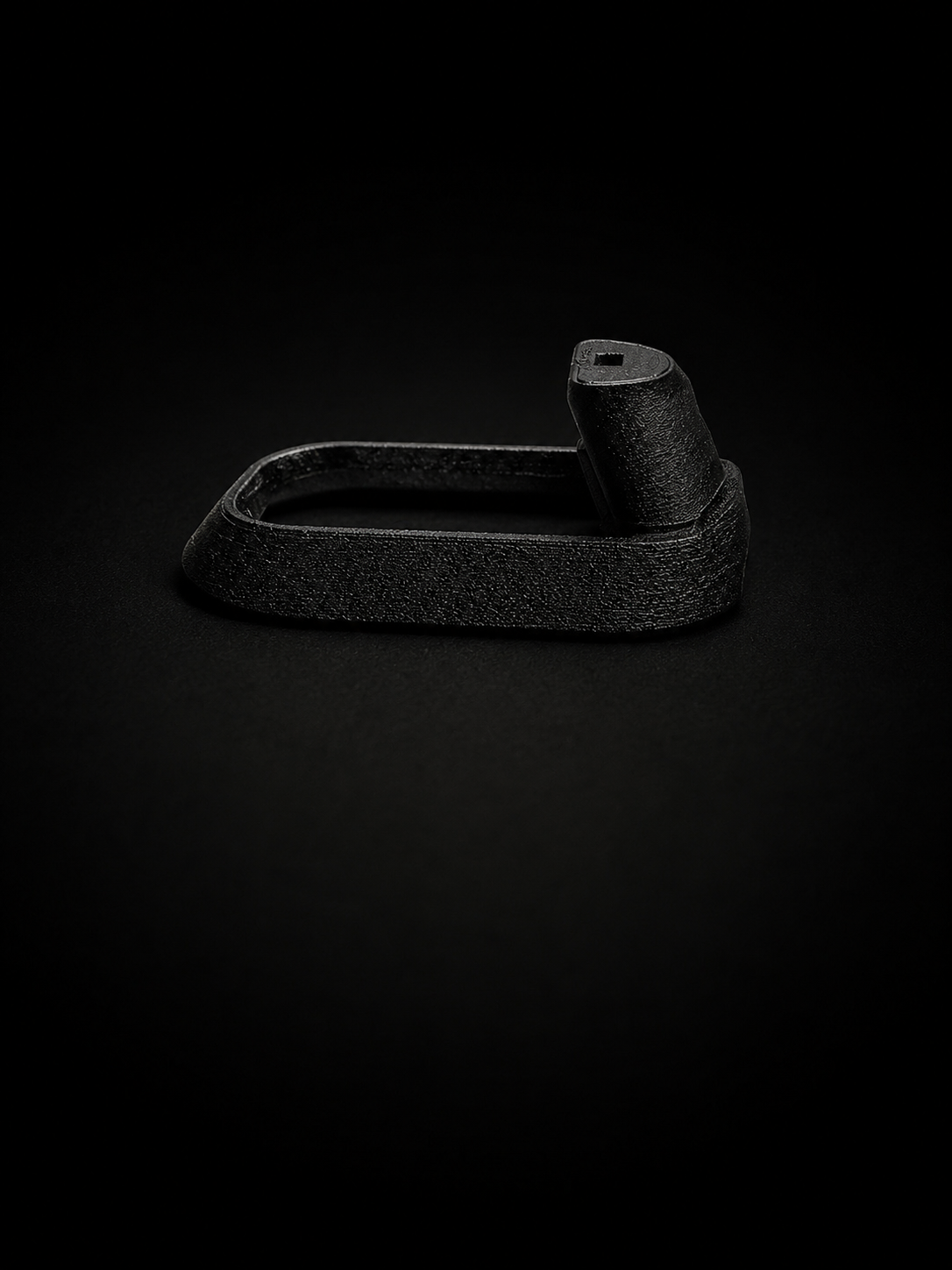 Flared Carbon Fiber Magwell — Gen 3 (G17 / G19 / G34)