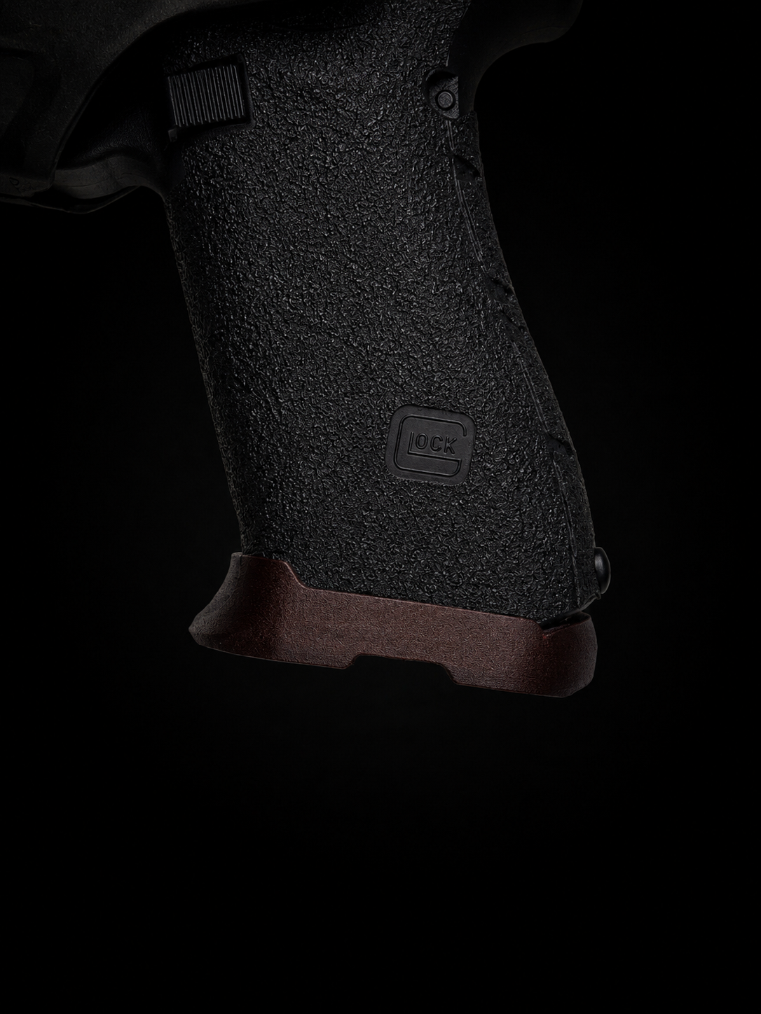Flared Carbon Fiber Magwell — Gen 5 (G17 / G19 / G34 / G45)